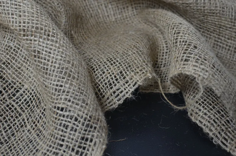 Touch Grass, Wear It Too: Why Linen, Hemp, and Organic Cotton Are the Realest Flex Right Now